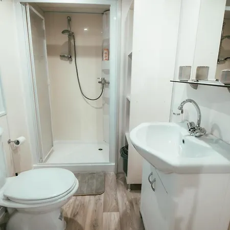 With 2 Thermal Riviera Tickets Feriehus *